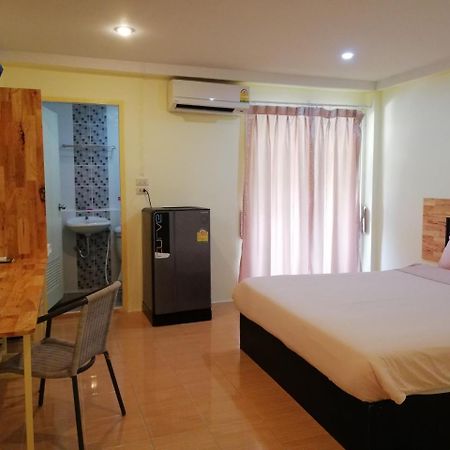 Rinradee Place Buri Ram Zewnętrze zdjęcie