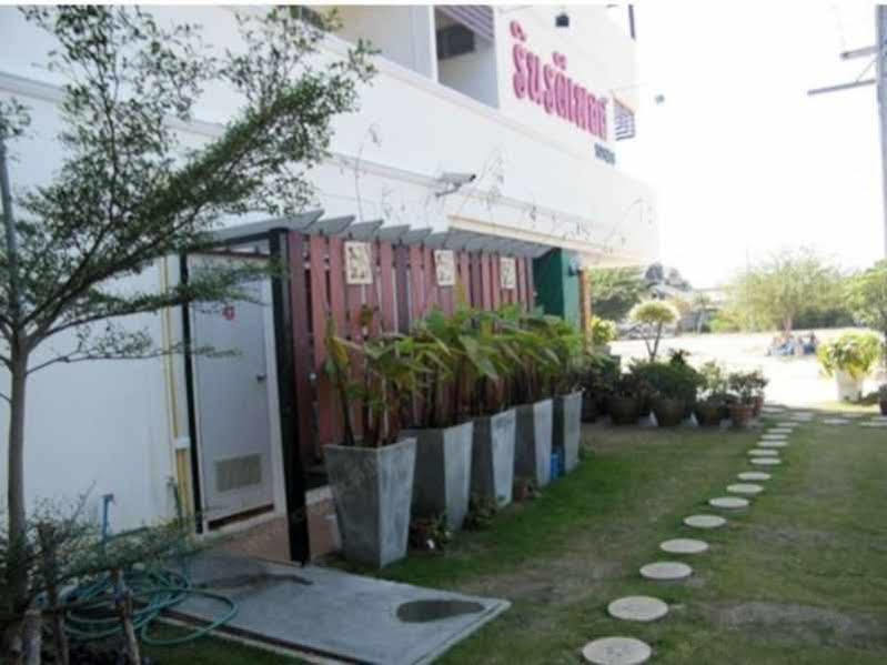 Rinradee Place Buri Ram Zewnętrze zdjęcie