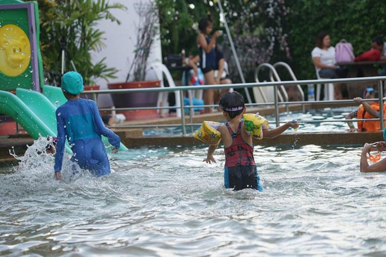Rinradee Place Buri Ram Zewnętrze zdjęcie